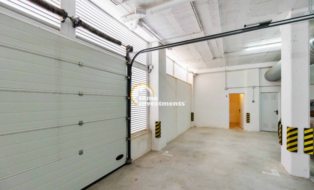 Resale - Apartment - Las Colinas - Las Colinas Golf