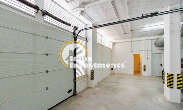 Resale - Apartment - Las Colinas - Las Colinas Golf