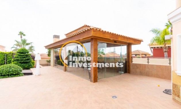 Resale - Villa - Torrevieja - Aguas Nuevas