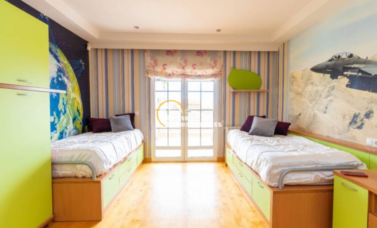 Resale - Villa - Torrevieja - Aguas Nuevas