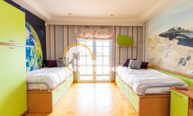 Resale - Villa - Torrevieja - Aguas Nuevas