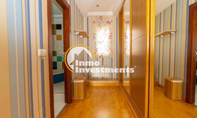 Resale - Villa - Torrevieja - Aguas Nuevas