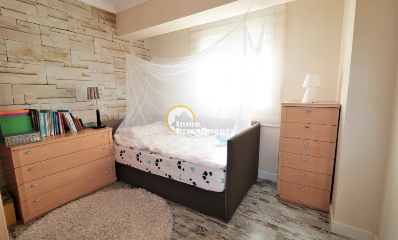 Resale - Apartment - Torrevieja