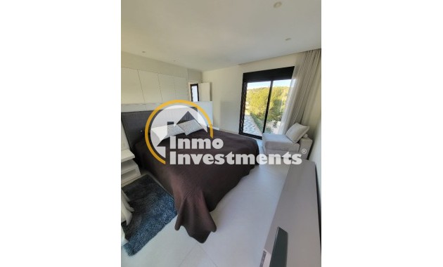 Resale - Villa - Las Colinas - Las Colinas Golf