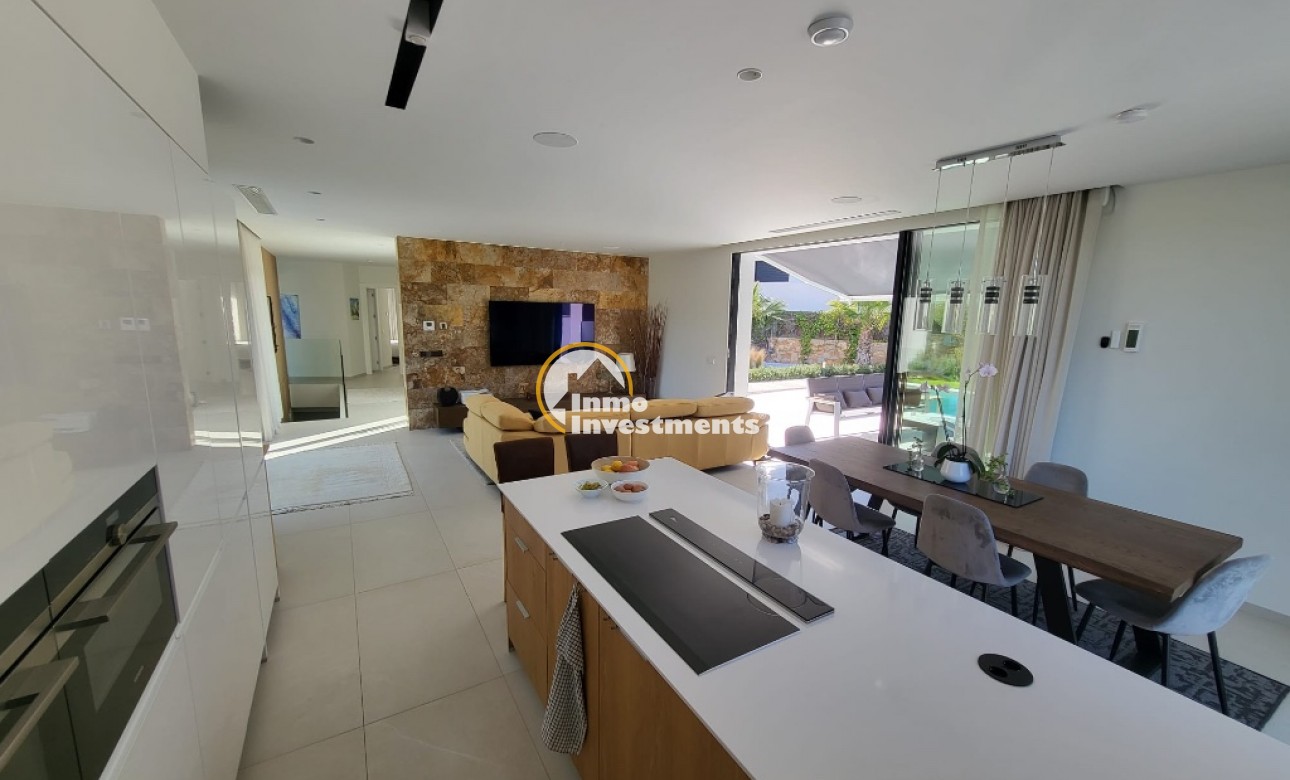 Resale - Villa - Las Colinas - Las Colinas Golf