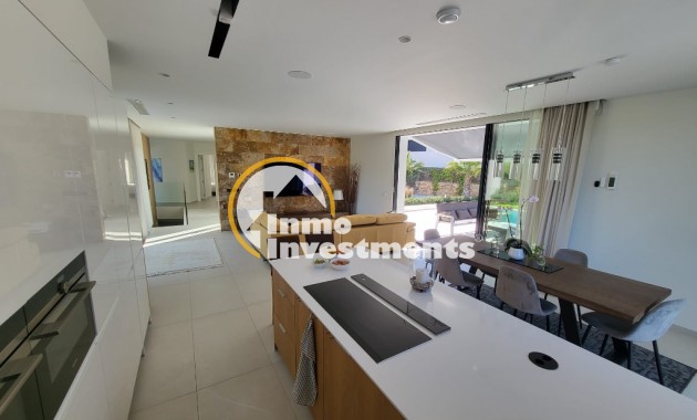 Resale - Villa - Las Colinas - Las Colinas Golf