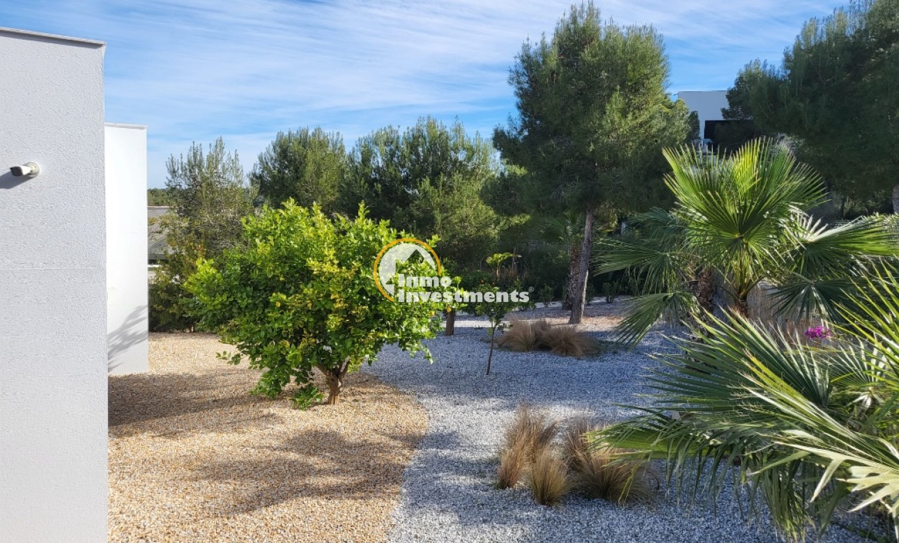 Resale - Villa - Las Colinas - Las Colinas Golf