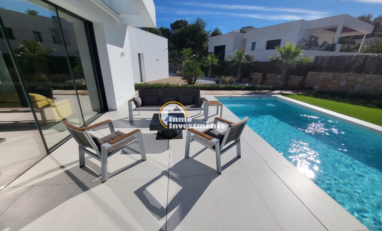 Resale - Villa - Las Colinas - Las Colinas Golf