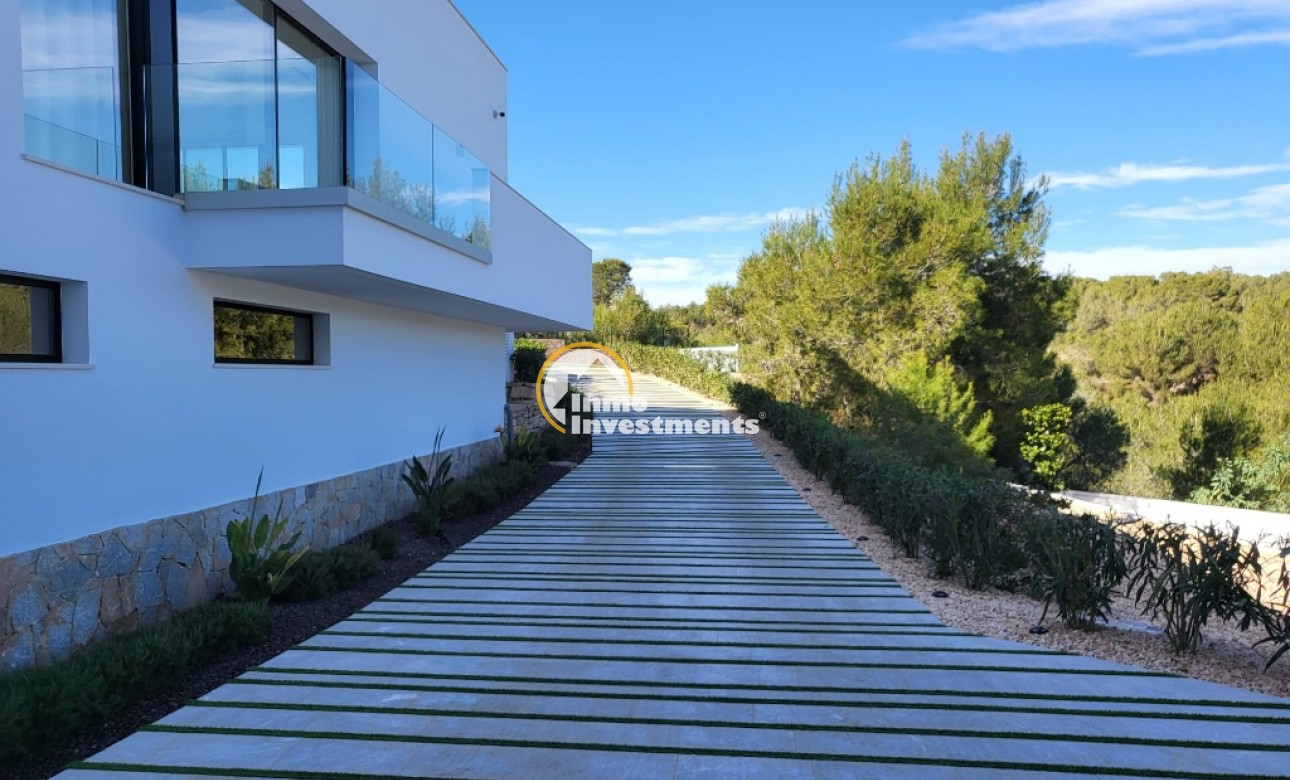 Resale - Villa - Las Colinas - Las Colinas Golf