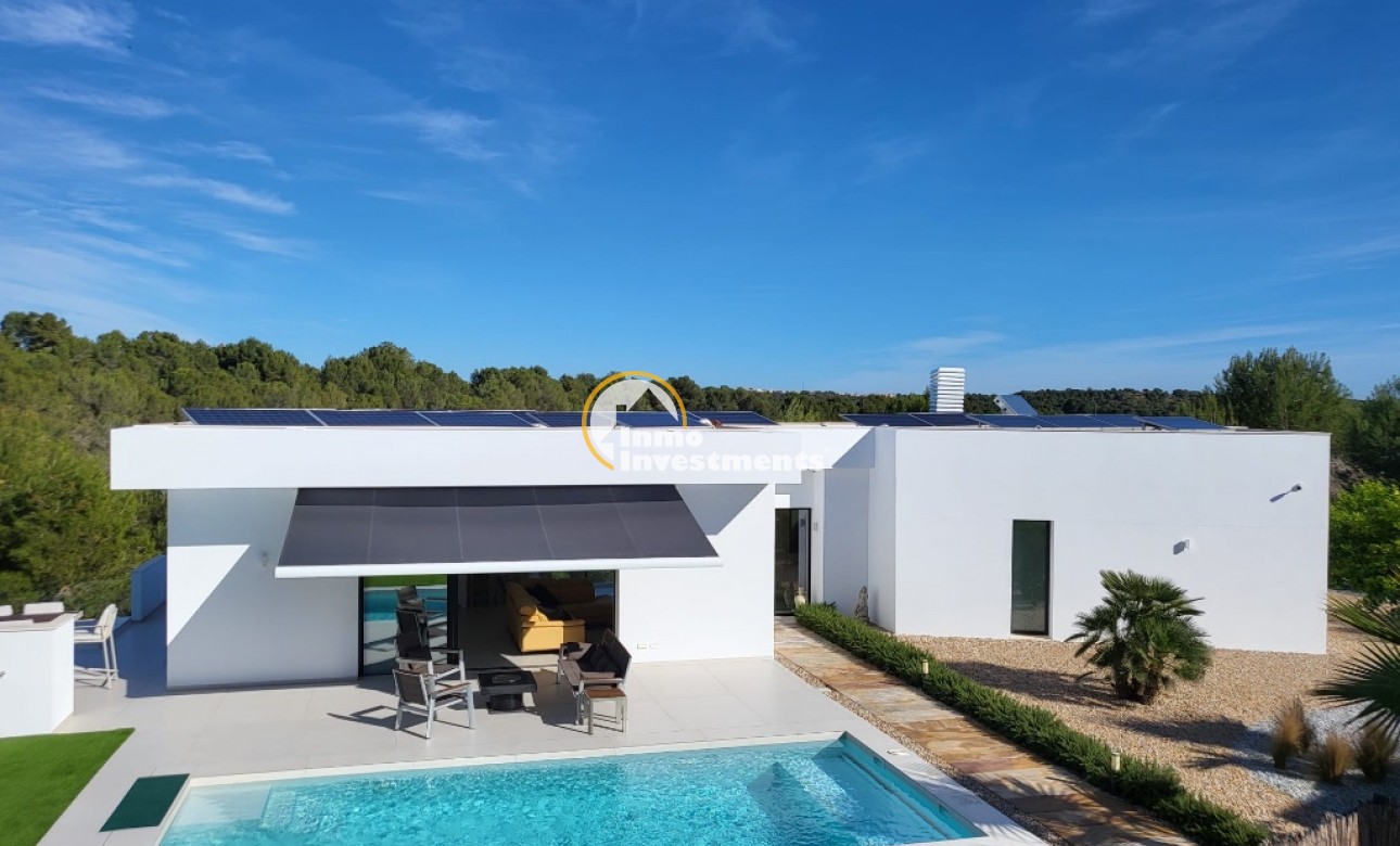 Resale - Villa - Las Colinas - Las Colinas Golf