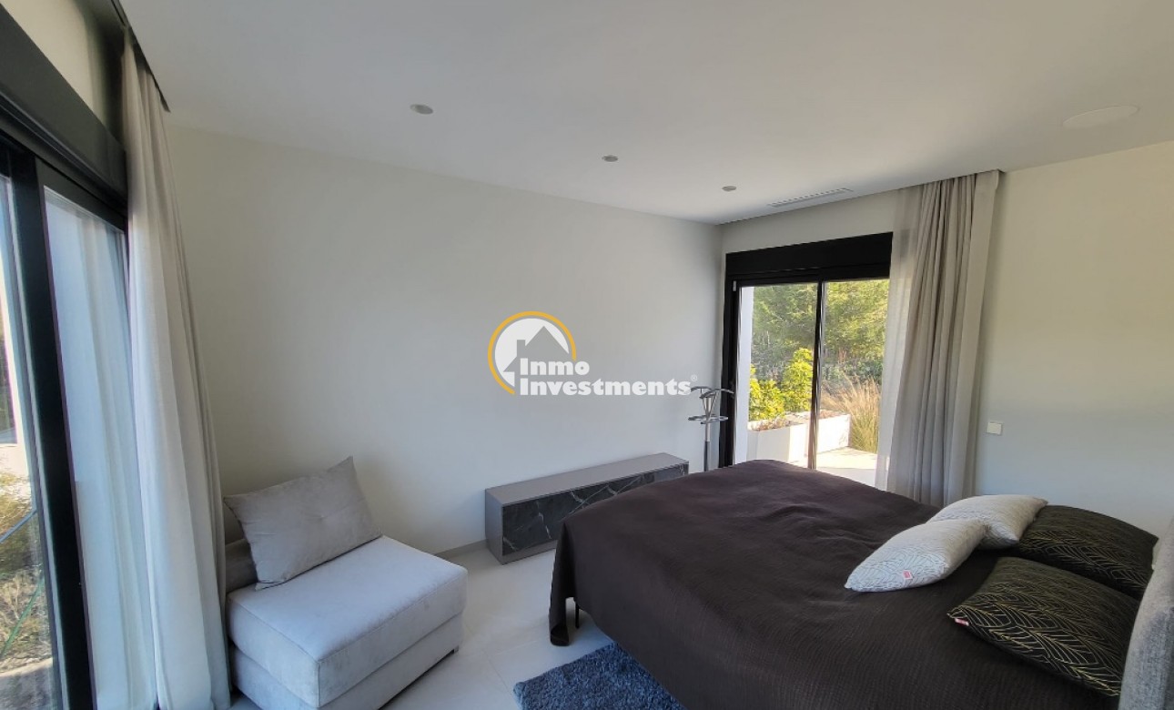 Resale - Villa - Las Colinas - Las Colinas Golf