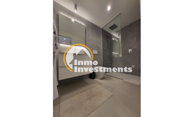 Resale - Villa - Las Colinas - Las Colinas Golf