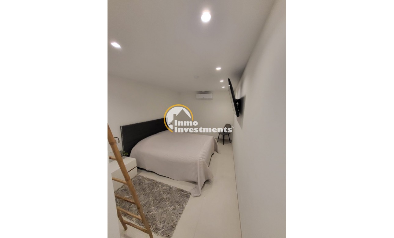 Resale - Villa - Las Colinas - Las Colinas Golf