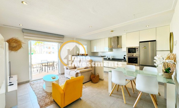 Short Term Rentals - Apartment - Punta Prima