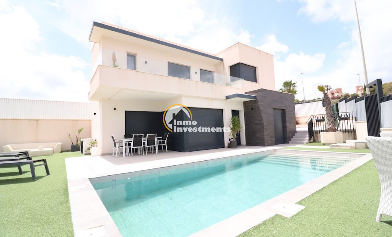 Resale - Villa - San Miguel de Salinas - San Miguel