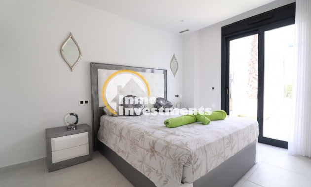 Resale - Villa - San Miguel de Salinas - San Miguel