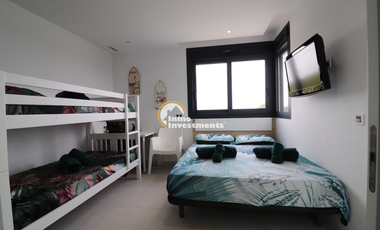 Resale - Villa - San Miguel de Salinas - San Miguel