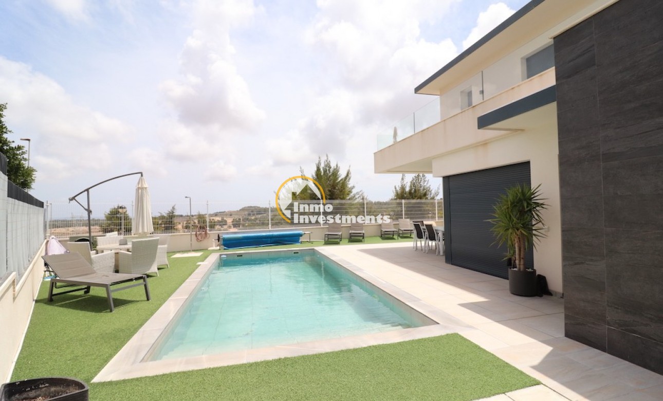 Resale - Villa - San Miguel de Salinas - San Miguel