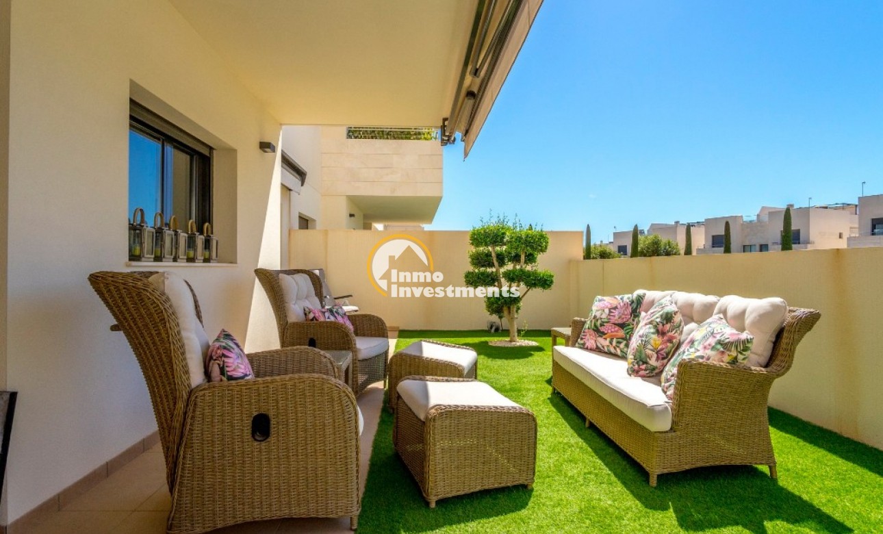 Resale - Apartment - Orihuela Costa - Los Dolses