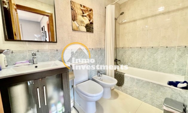 Resale - Apartment - Torrevieja