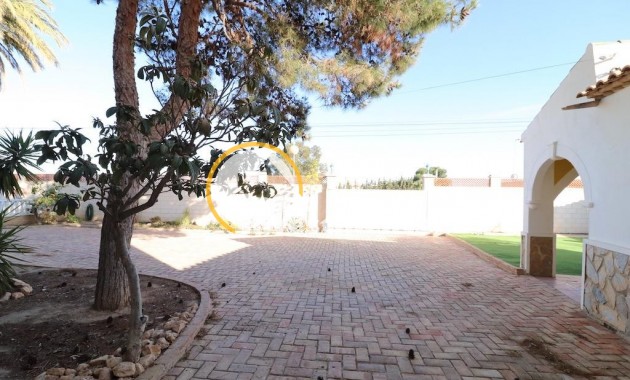 Bestaande bouw - Villa - Orihuela Costa - Los Dolses