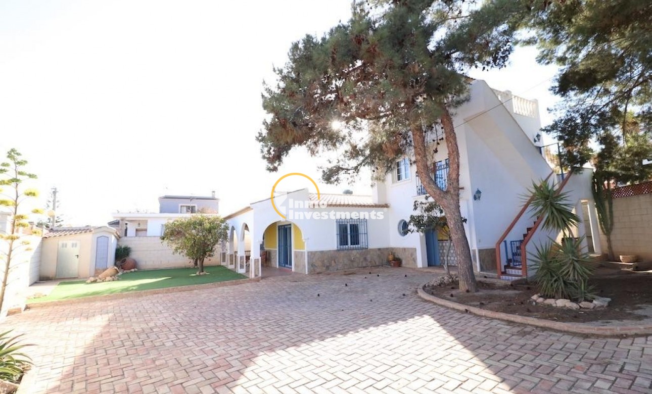 Bestaande bouw - Villa - Orihuela Costa - Los Dolses