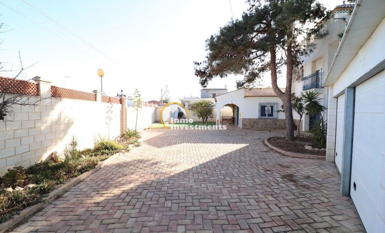 Bestaande bouw - Villa - Orihuela Costa - Los Dolses