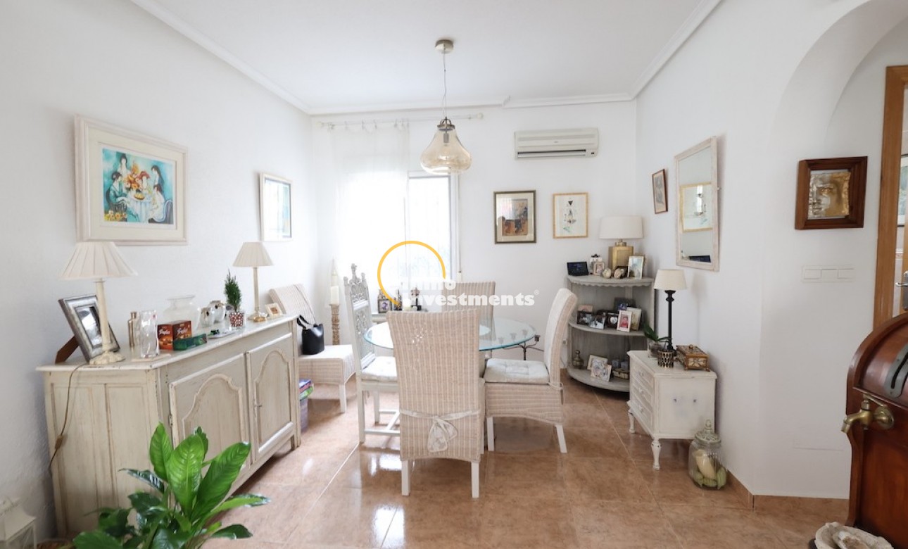 Bestaande bouw - Villa - Playa Flamenca - 