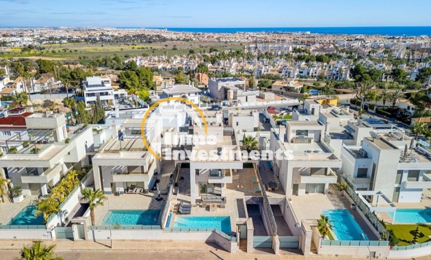 Resale - Villa - Orihuela Costa - Villamartin