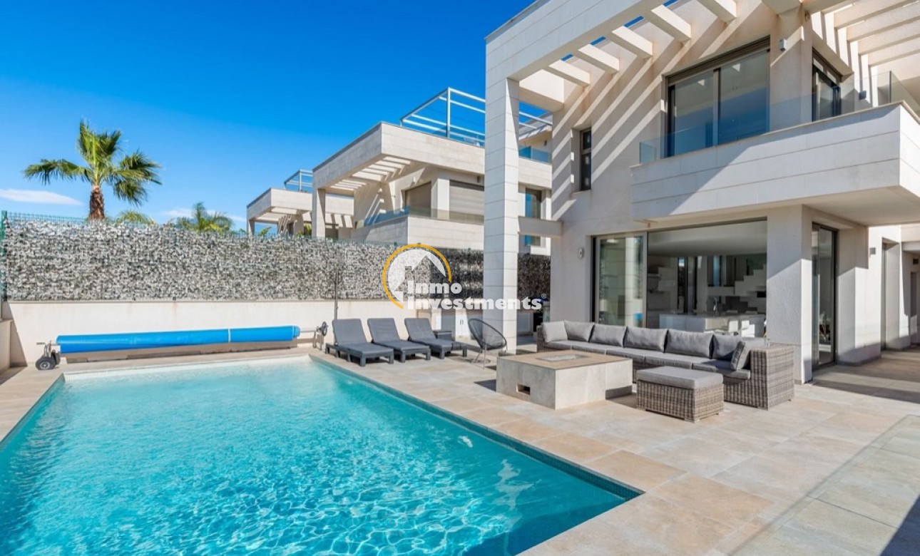 Resale - Villa - Orihuela Costa - Villamartin