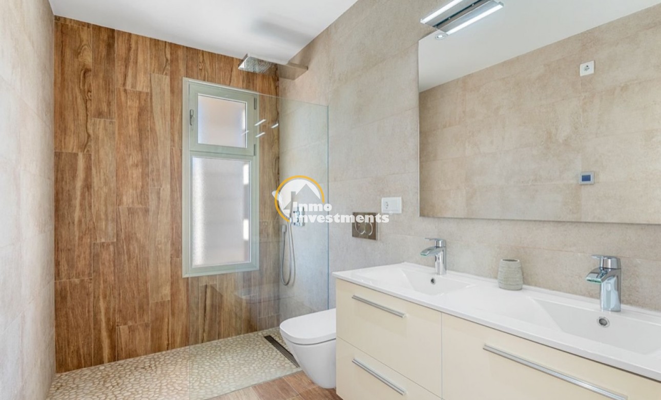 Resale - Villa - Orihuela Costa - Villamartin