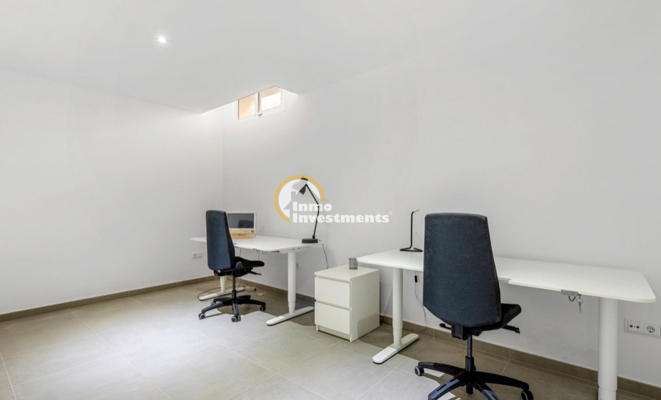 Resale - Villa - Orihuela Costa - Villamartin