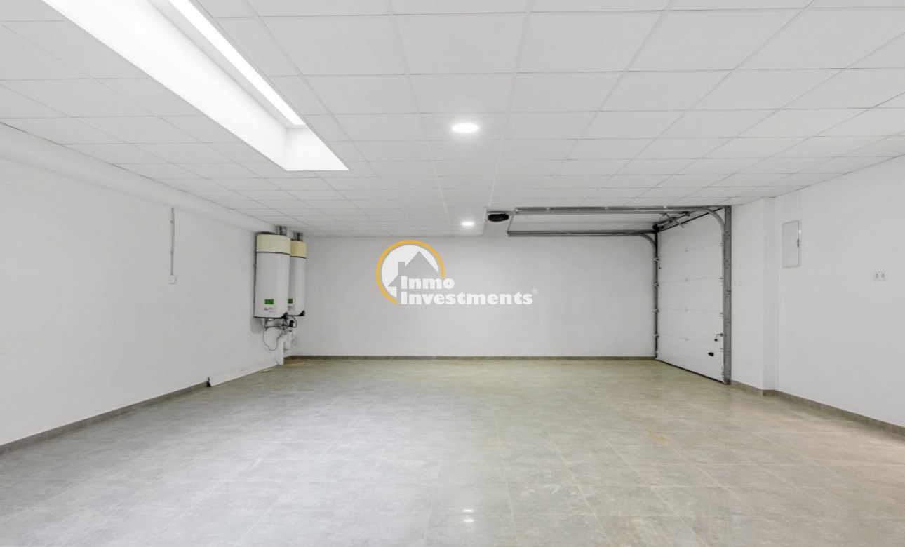 Resale - Villa - Orihuela Costa - Villamartin