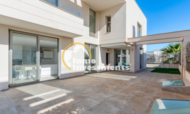 Resale - Villa - Orihuela Costa - Villamartin