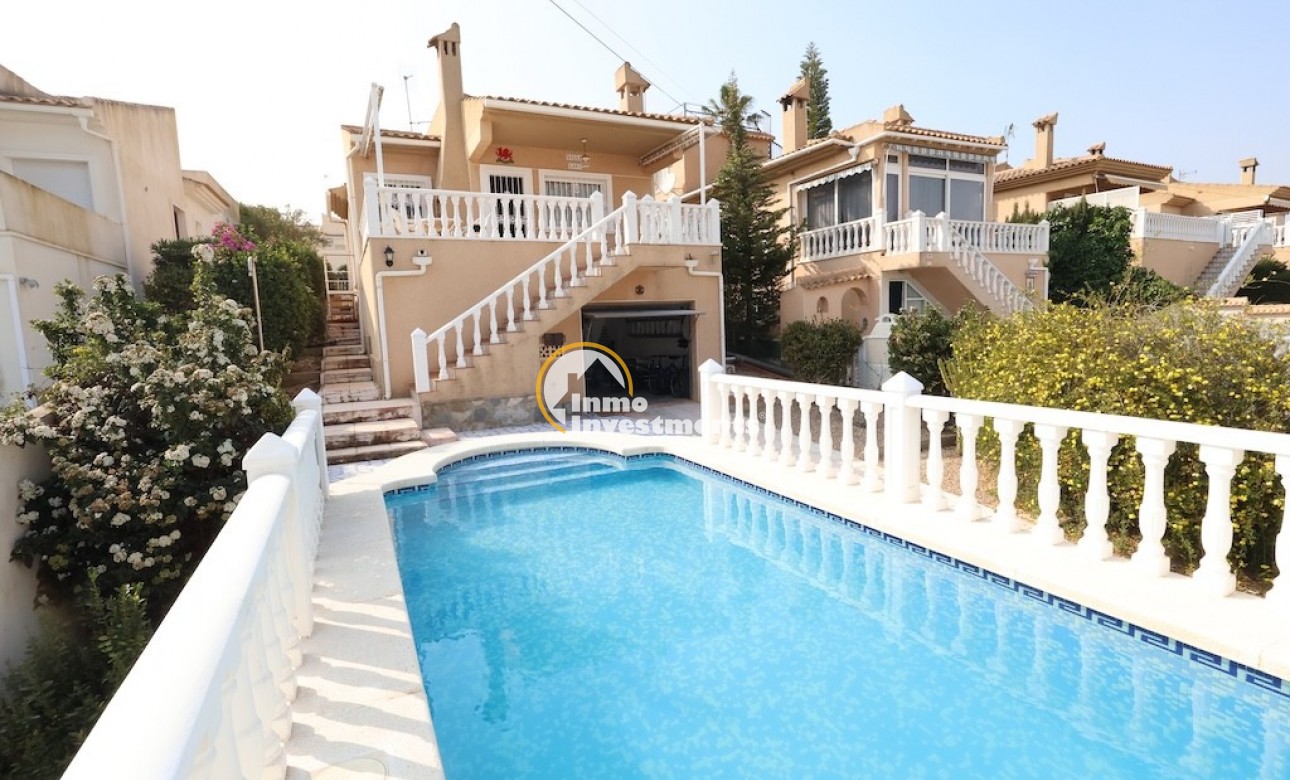 Resale - Villa - Los Balcones