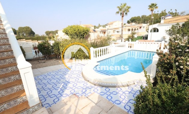 Resale - Villa - Los Balcones