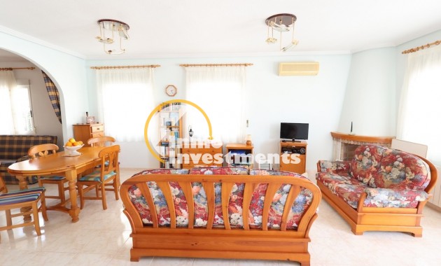 Resale - Villa - Los Balcones