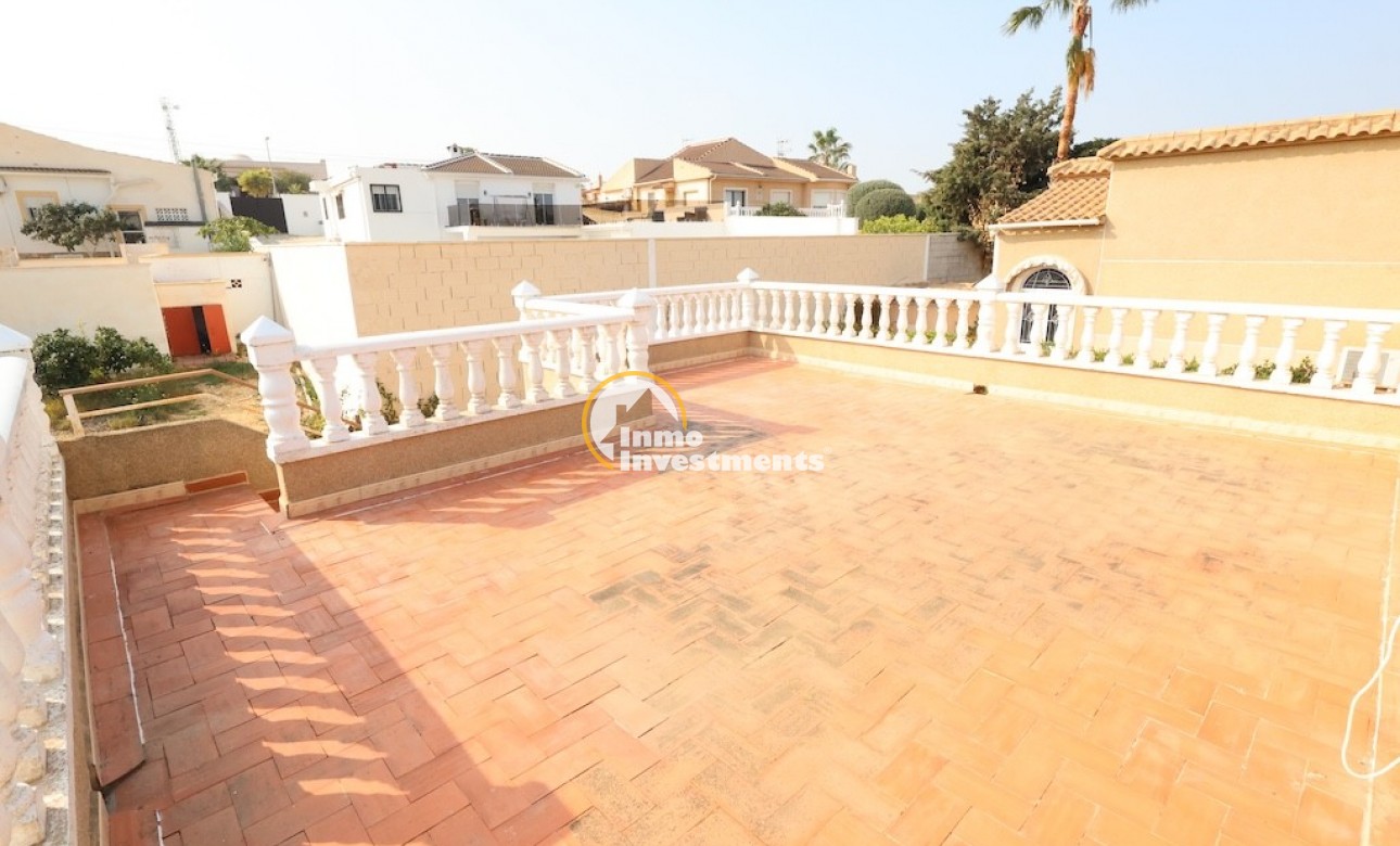 Resale - Villa - Los Balcones