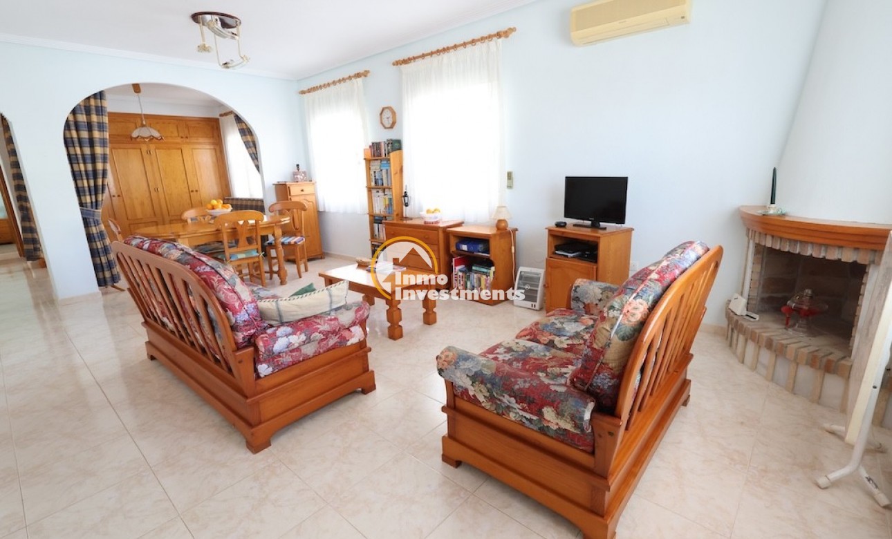 Resale - Villa - Los Balcones