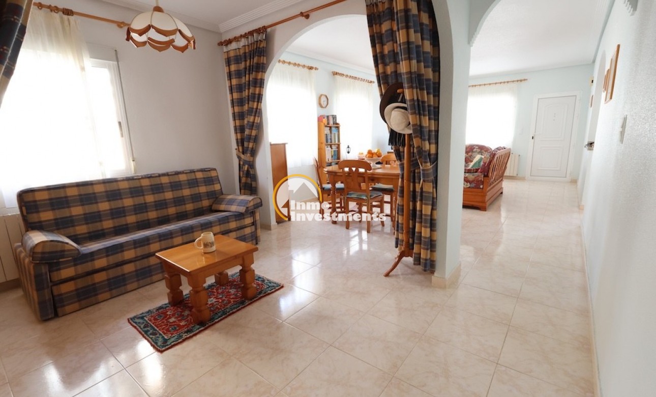 Resale - Villa - Los Balcones