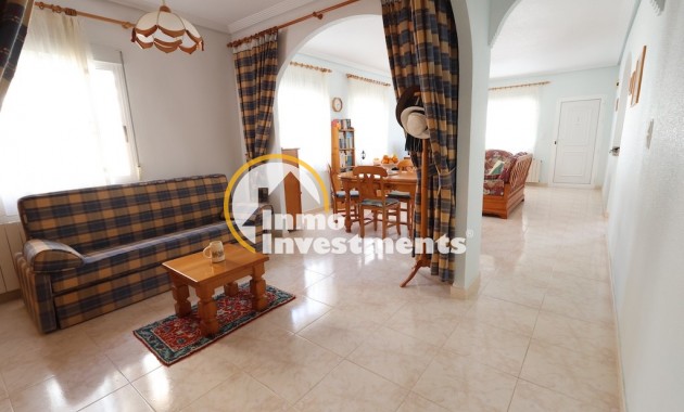 Resale - Villa - Los Balcones