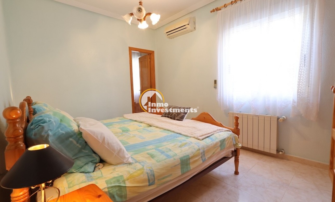 Resale - Villa - Los Balcones