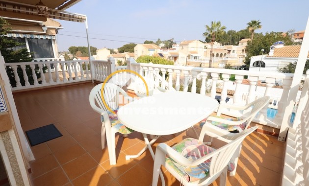 Resale - Villa - Los Balcones