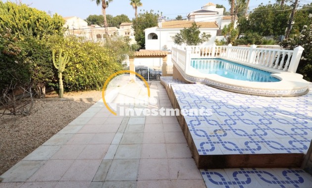 Resale - Villa - Los Balcones