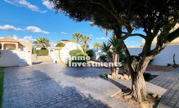 Bestaande bouw - Villa - Playa Flamenca - 