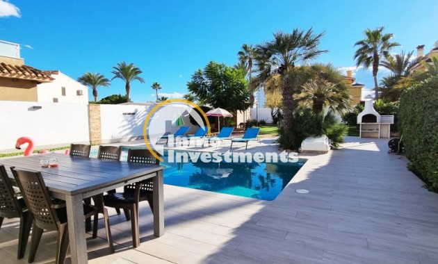 Bestaande bouw - Villa - Playa Flamenca - 