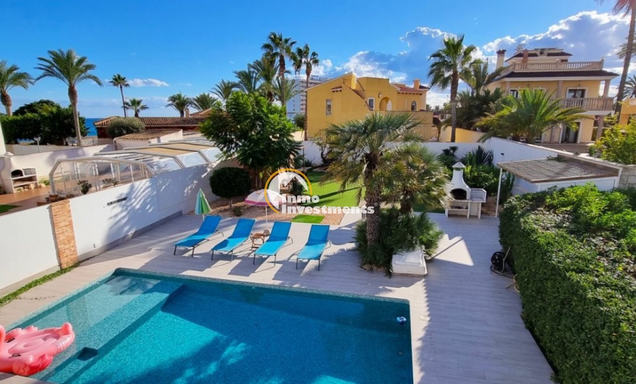 Bestaande bouw - Villa - Playa Flamenca - 