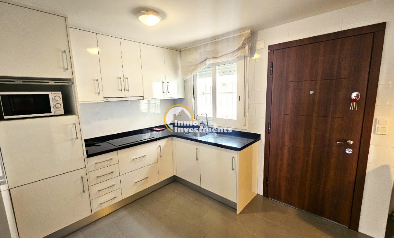 Reventa - Chalet adosado - Torrevieja