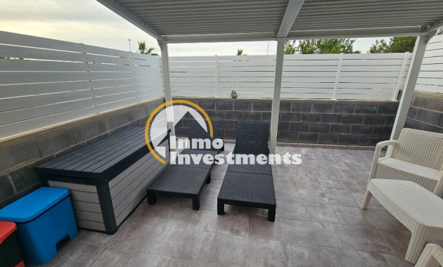 Reventa - Chalet adosado - Torrevieja