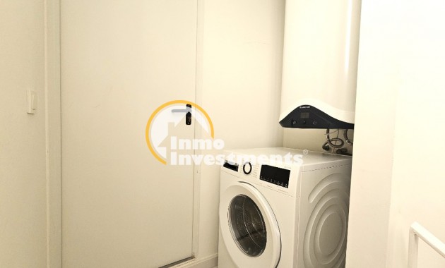 Reventa - Chalet adosado - Torrevieja